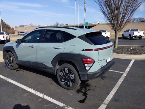 Used 2025 Hyundai Kona SEL image 7