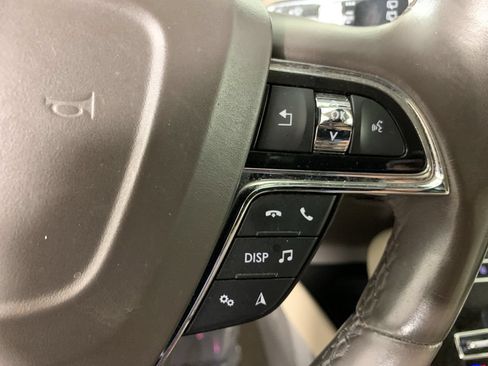 Used 2022 Lincoln Nautilus Reserve w/ Equipment Group 201A AWD/4WD image 23