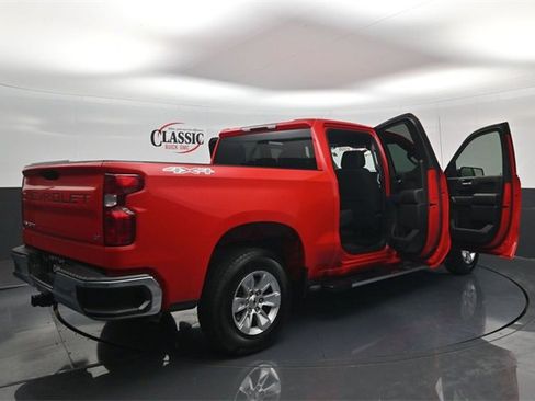 Certified 2021 Chevrolet Silverado 1500 LT image 33