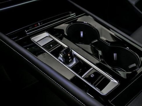 New 2026 Volkswagen Atlas Cross Sport SEL R-Line image 16