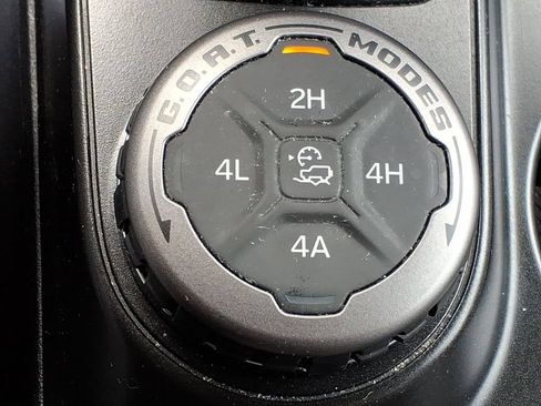 Used 2023 Ford Bronco Outer Banks w/ Sasquatch Package AWD/4WD image 19