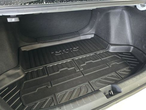 Used 2023 Honda Civic Sport image 15