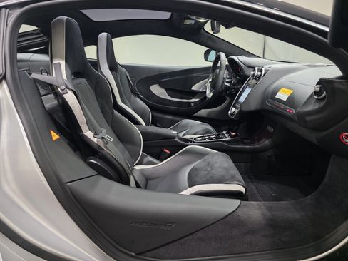 New 2027 McLaren GTS RWD image 25