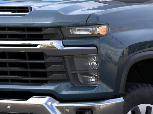 New 2025 Chevrolet Silverado 2500 LT w/ Texas Edition AWD/4WD image 10