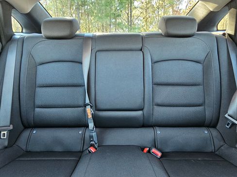 Used 2024 Chevrolet Malibu LT image 25