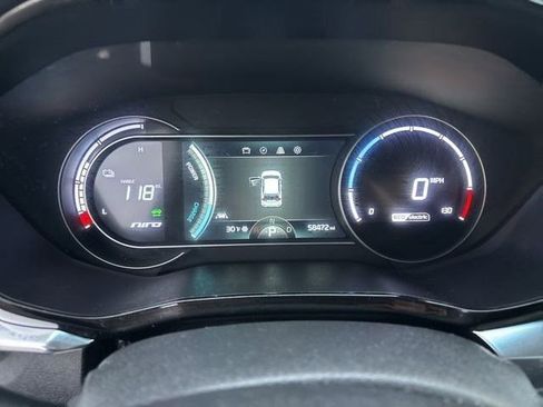 Used 2022 Kia Niro EX w/ Cold Weather Package image 16