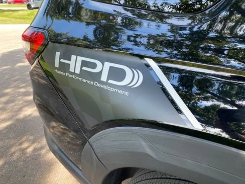 Used 2023 Honda Pilot Elite image 4