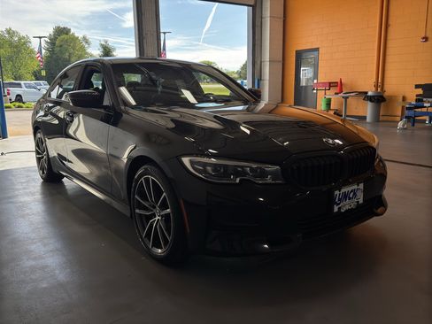 Used 2020 BMW 330i xDrive Sedan w/ Premium Package AWD/4WD image 5