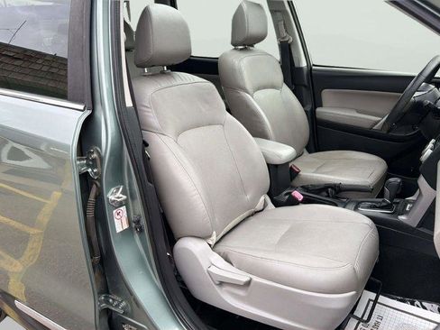 Used 2016 Subaru Forester 2.5i Touring w/ Eyesight & Navigation System image 14