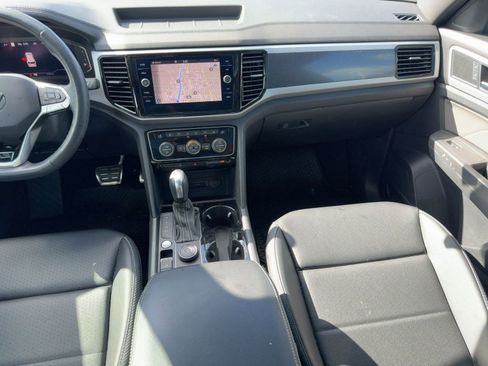 Used 2023 Volkswagen Atlas Cross Sport SEL R-Line image 28