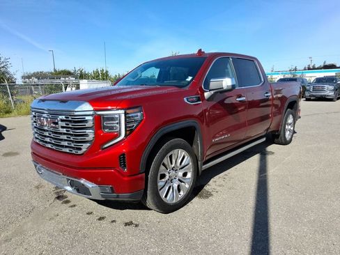 Used 2024 GMC Sierra 1500 Denali w/ Denali Reserve Package AWD/4WD image 4