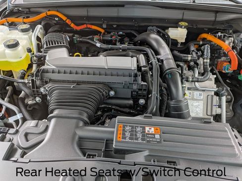 New 2025 Lincoln Nautilus Reserve image 13