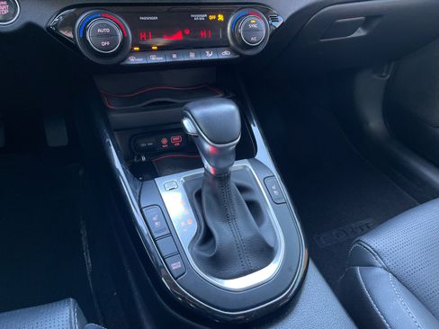 Used 2019 Kia Forte EX image 38