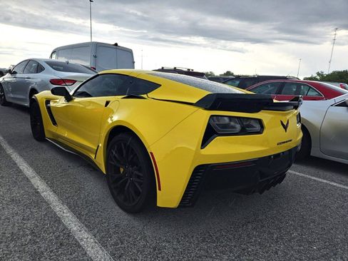 Used 2017 Chevrolet Corvette Z06 RWD image 3