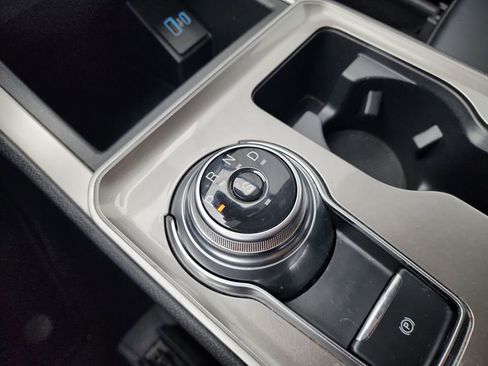 Used 2023 Ford Edge SEL image 28