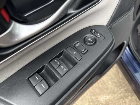 Used 2018 Honda CR-V EX-L image 12
