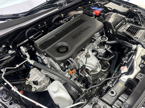 Used 2025 Honda Civic Sport image 74