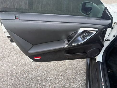 Used 2010 Nissan GT-R Premium AWD/4WD image 10