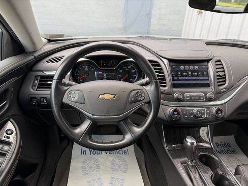 Used 2020 Chevrolet Impala LT FWD image 18