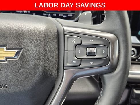 Used 2025 Chevrolet Silverado 1500 High Country w/ Technology Package AWD/4WD image 23