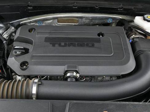 Used 2023 Buick Envision Avenir AWD/4WD image 45