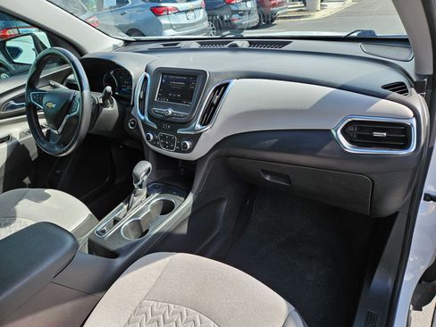 Used 2022 Chevrolet Equinox LT image 34