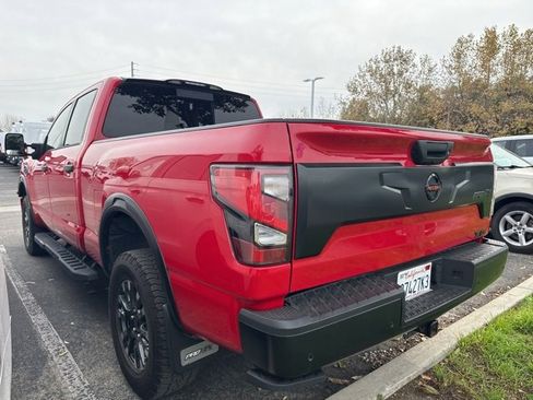 Used 2021 Nissan Titan PRO-4X w/ Pro-4x Convenience Package image 2