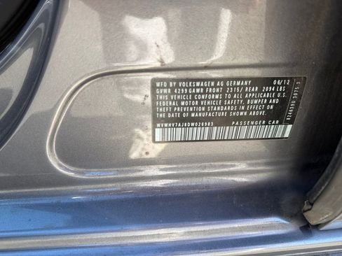 Used 2013 Volkswagen GTI 4-Door image 21