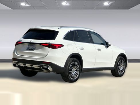 Used 2026 Mercedes-Benz GLC 300 4MATIC image 8
