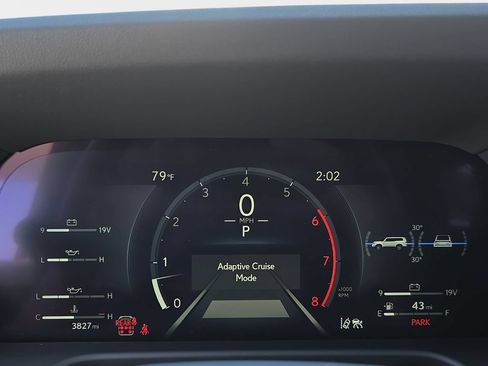 Used 2025 Lexus GX 550 w/ Cold Area Package AWD/4WD image 24