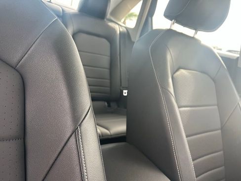 Used 2023 Volkswagen Jetta SE image 35