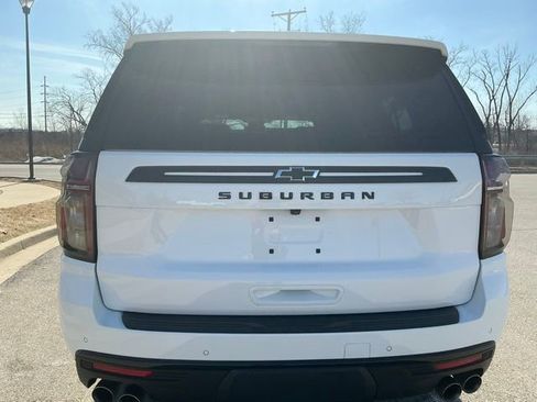 Used 2024 Chevrolet Suburban Z71 w/ Off-Road Capability Package image 10