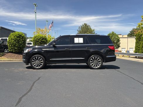 Used 2020 Lincoln Navigator Reserve w/ Luxury Package AWD/4WD image 15