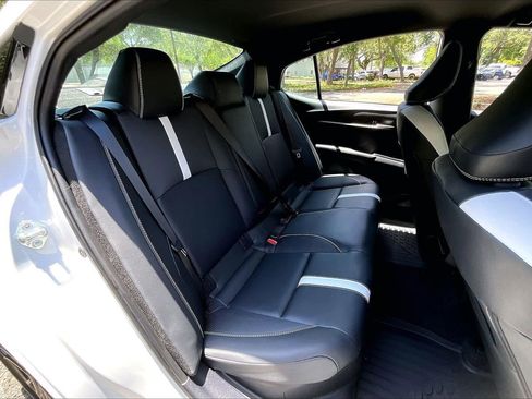 Used 2025 Toyota Camry SE FWD image 22