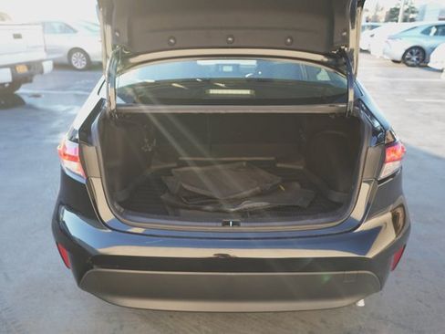 Used 2023 Toyota Corolla LE image 28