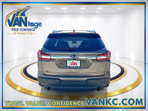 Used 2022 Subaru Ascent Limited w/ Technology Package AWD/4WD image 7