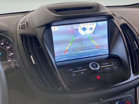 Used 2018 Ford Escape SE w/ SE Sync 3 Package AWD/4WD image 20