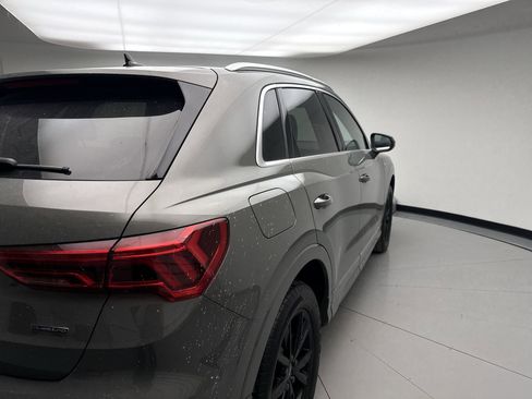 Used 2023 Audi Q3 2.0T Premium image 5