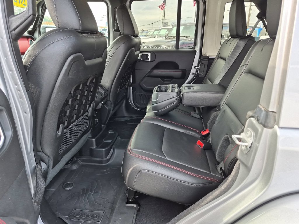 Used 2020 Jeep Wrangler Unlimited Rubicon AWD/4WD image 24