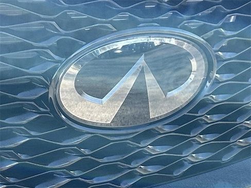 Used 2024 INFINITI QX50 Sport image 10