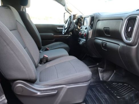 Used 2022 Chevrolet Silverado 2500 LT w/ Convenience Package RWD image 9
