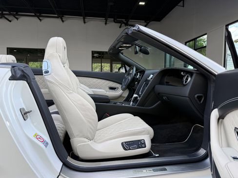 Used 2016 Bentley Continental GT V8 S image 38