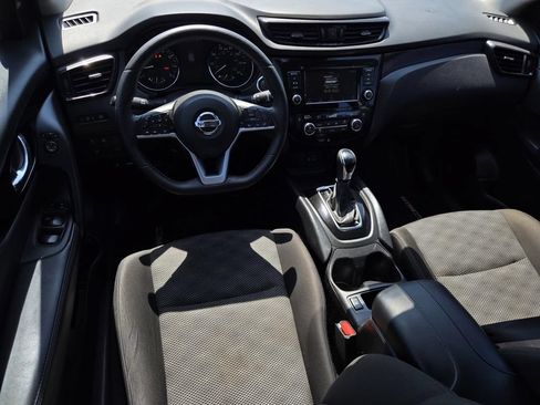 Certified 2022 Nissan Rogue Sport SV FWD image 15
