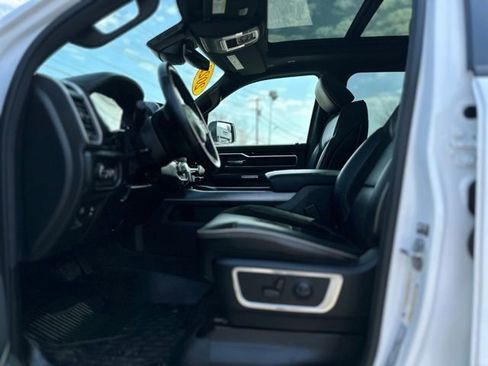 Used 2022 RAM 1500 Laramie image 10