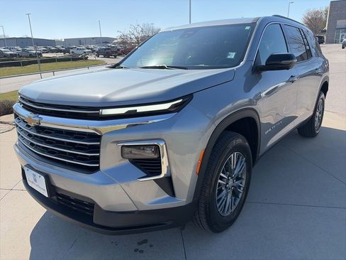 Certified 2024 Chevrolet Traverse LT image 4