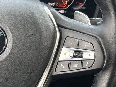 Used 2020 BMW 330i Sedan w/ Convenience Package image 16