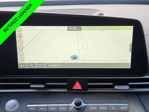 New 2025 Hyundai Elantra SEL image 15