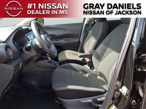 Certified 2025 Nissan Kicks Play S FWD image 24