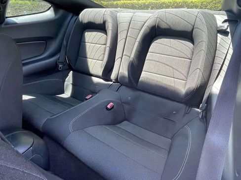 Certified 2017 Ford Mustang Coupe RWD image 22