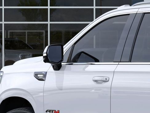 New 2026 GMC Yukon XL AT4 Ultimate AWD/4WD image 13
